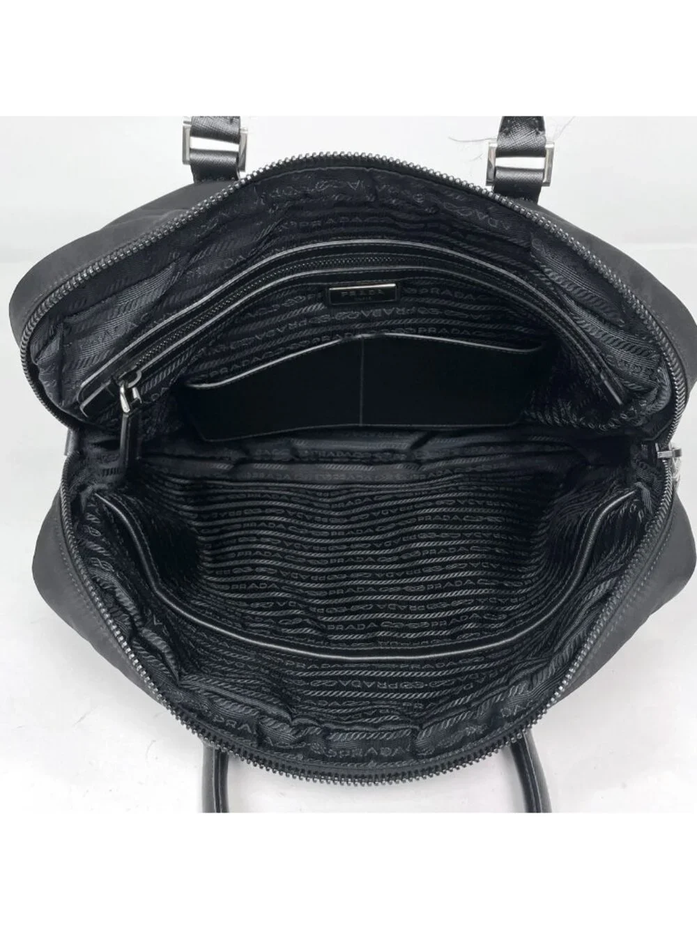 Prada Business Bag Nylon Nero